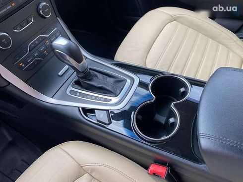 Ford Edge 2016 - фото 19