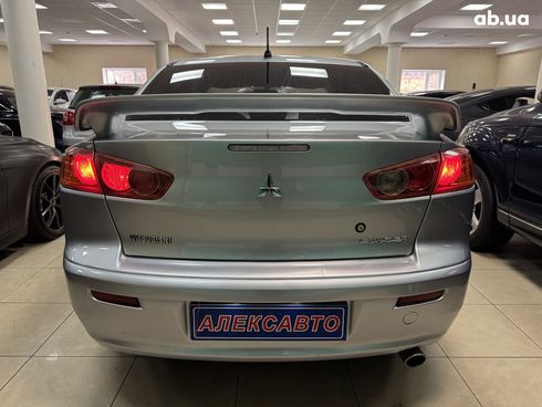 Mitsubishi Lancer 2008 серебристый - фото 8