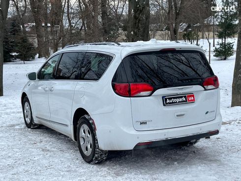Chrysler Pacifica 2017 белый - фото 11