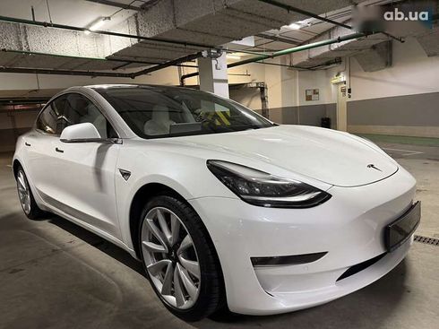 Tesla Model 3 2019 - фото 3