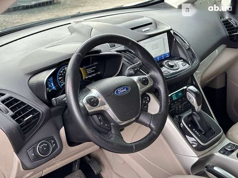 Ford C-Max 2016 - фото 18
