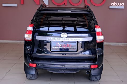 Toyota Land Cruiser Prado 2018 черный - фото 6