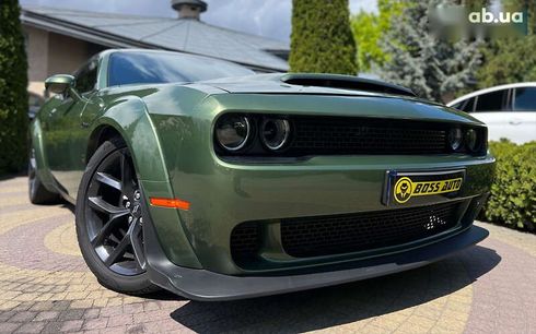 Dodge Challenger 2021 - фото 10