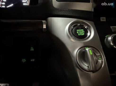 Toyota Land Cruiser 2012 - фото 26