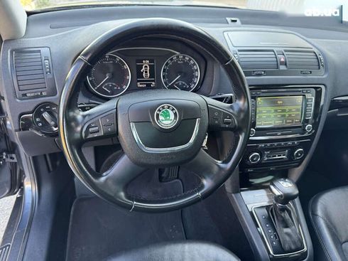Skoda Octavia 2010 - фото 27