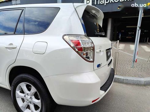 Toyota RAV4 2013 - фото 14