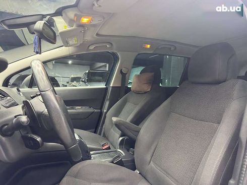 Peugeot 5008 2014 - фото 8