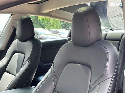 Tesla Model 3 2021 - фото 13