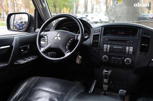 Mitsubishi Pajero 2008 - фото 11