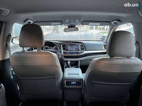 Toyota Highlander 2019 - фото 19