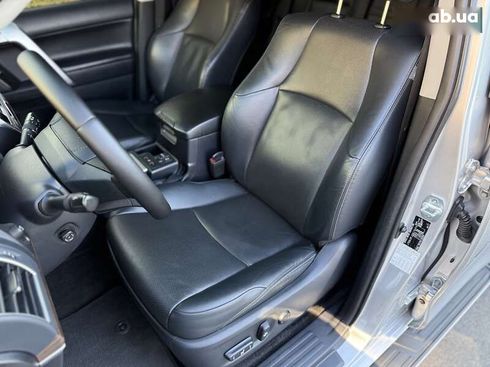 Toyota Land Cruiser Prado 2019 - фото 14