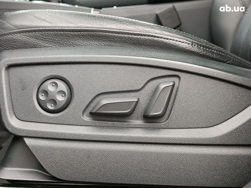 Audi Q5 2018 серый - фото 40