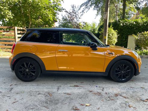 MINI Hatch 2014 оранжевый - фото 12