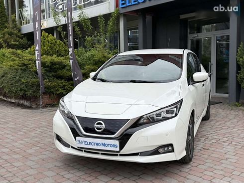 Nissan Leaf 2018 - фото 2
