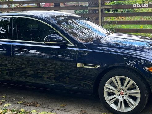 Jaguar XF 2016 синий - фото 14