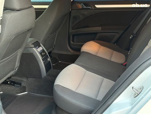 Skoda Superb 2012 белый - фото 23