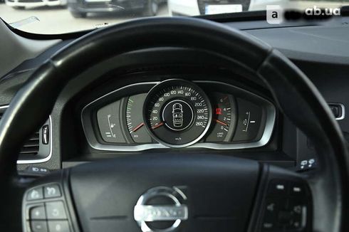 Volvo V60 2014 - фото 10