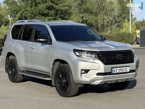 Toyota Land Cruiser Prado 2019 - фото 5