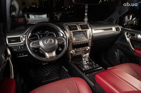 Lexus GX 2021 - фото 21