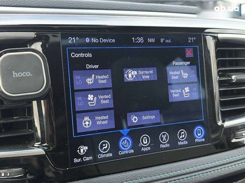 Chrysler Pacifica 2017 - фото 29