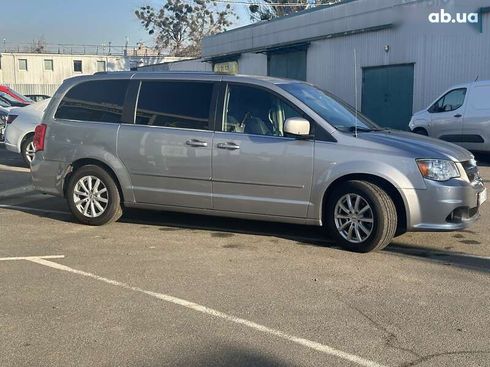 Dodge grand caravan 2017 - фото 18