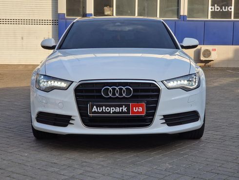 Audi A6 2014 белый - фото 4