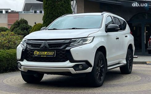 Mitsubishi Pajero Sport 2017 - фото 3