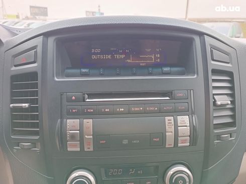 Mitsubishi Pajero Wagon 2008 черный - фото 26