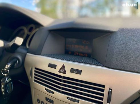 Opel Astra 2008 - фото 30