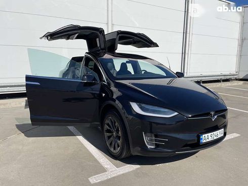 Tesla Model X 2018 - фото 14