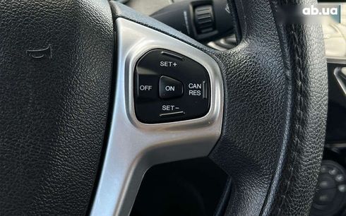 Ford Fiesta 2019 - фото 22
