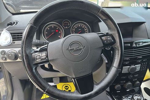 Opel Astra 2009 - фото 12