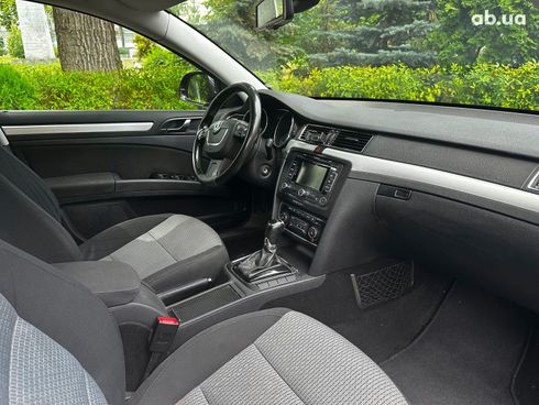 Skoda Superb 2013 черный - фото 25