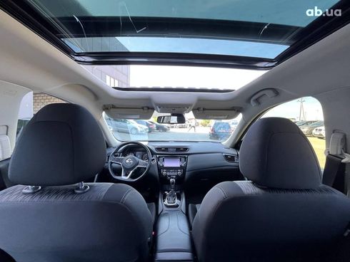 Nissan X-Trail 2019 белый - фото 18