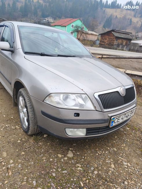 Skoda Octavia 2008 бежевый - фото 7