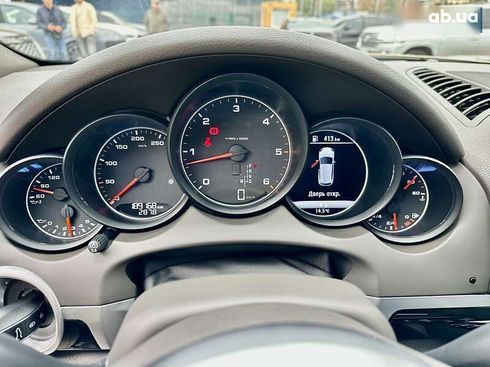 Porsche Cayenne 2015 - фото 18
