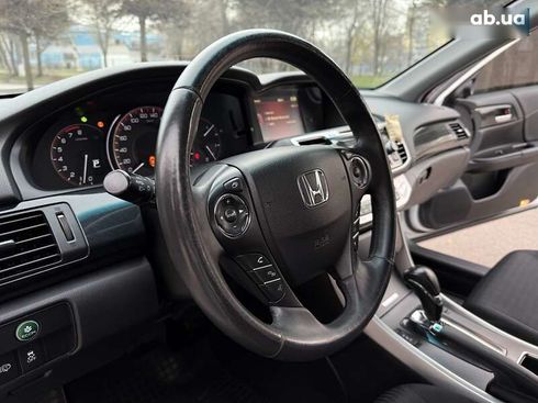 Honda Accord 2013 - фото 25