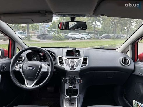 Ford Fiesta 2011 - фото 10