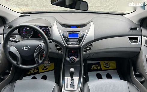 Hyundai Elantra 2013 - фото 12