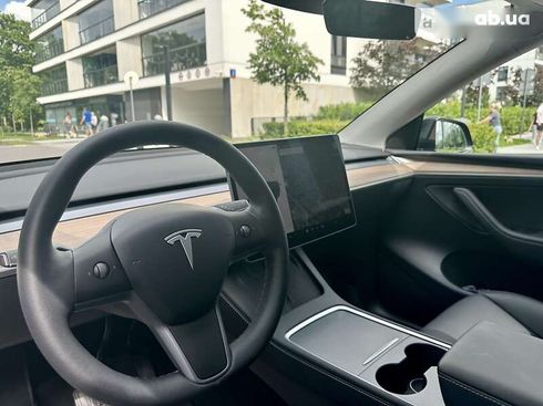 Tesla Model Y 2021 - фото 11