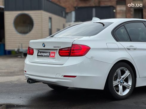 BMW 3 серия 2014 белый - фото 12