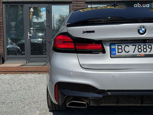 BMW 5 серия 2017 - фото 10