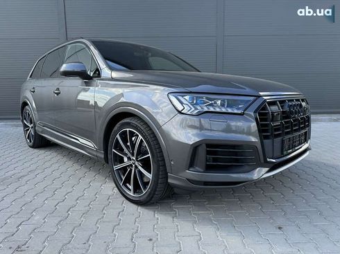 Audi Q7 2021 - фото 8