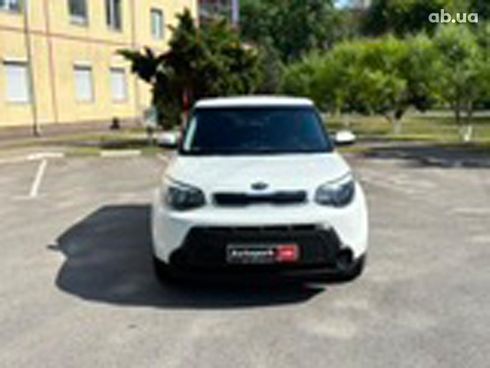 Kia Soul 2015 белый - фото 8