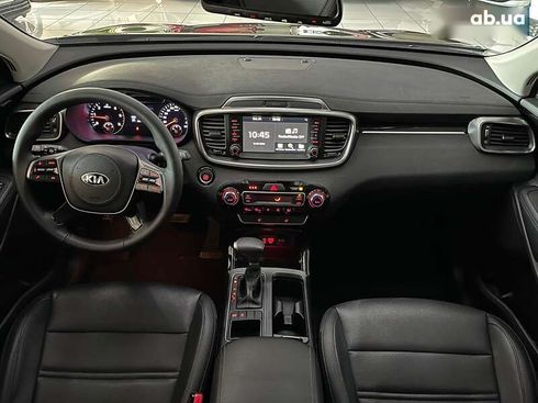 Kia Sorento 2019 - фото 17