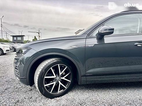 Volkswagen Touareg 2019 - фото 13