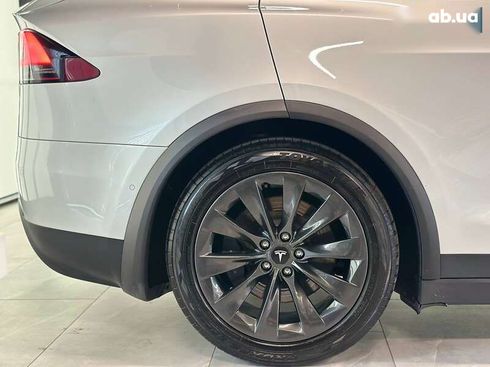 Tesla Model X 2018 - фото 10