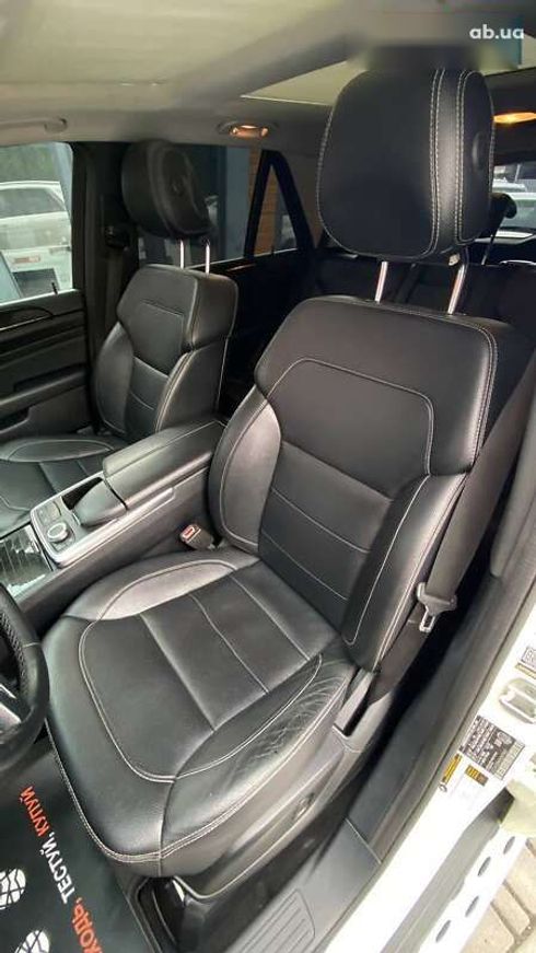 Mercedes-Benz M-Класс 2013 - фото 17