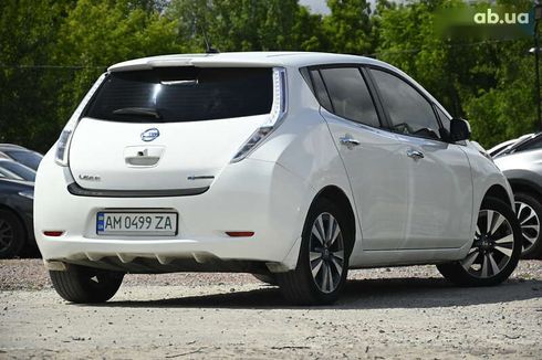 Nissan Leaf 2015 - фото 12