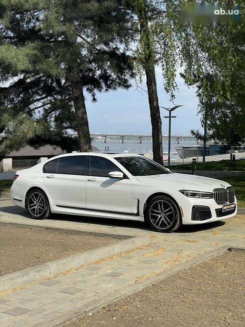 BMW 7 серия 2019 - фото 13